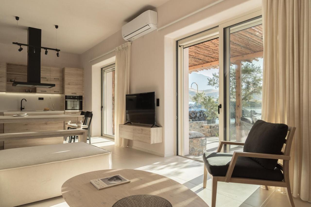 Isla Beach House, A Timeless Retreat, By Thinkvilla Damnoni Bagian luar foto